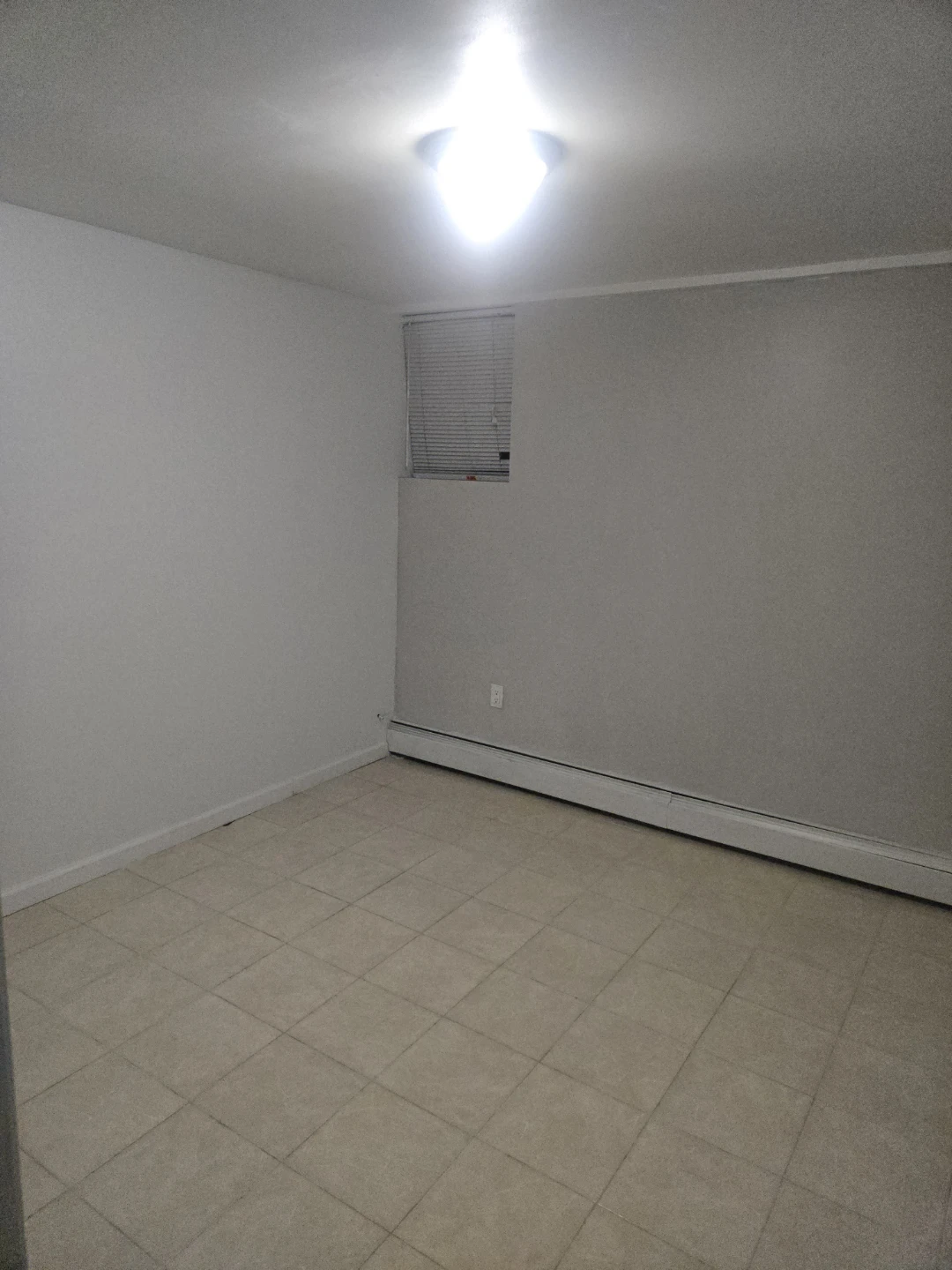 HABITACIÓN EN RENTA