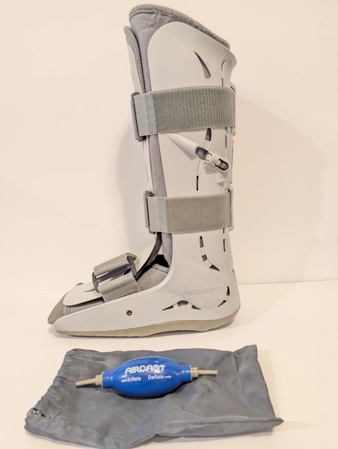 Aircast Walking Boot with Air Pump - photo 5