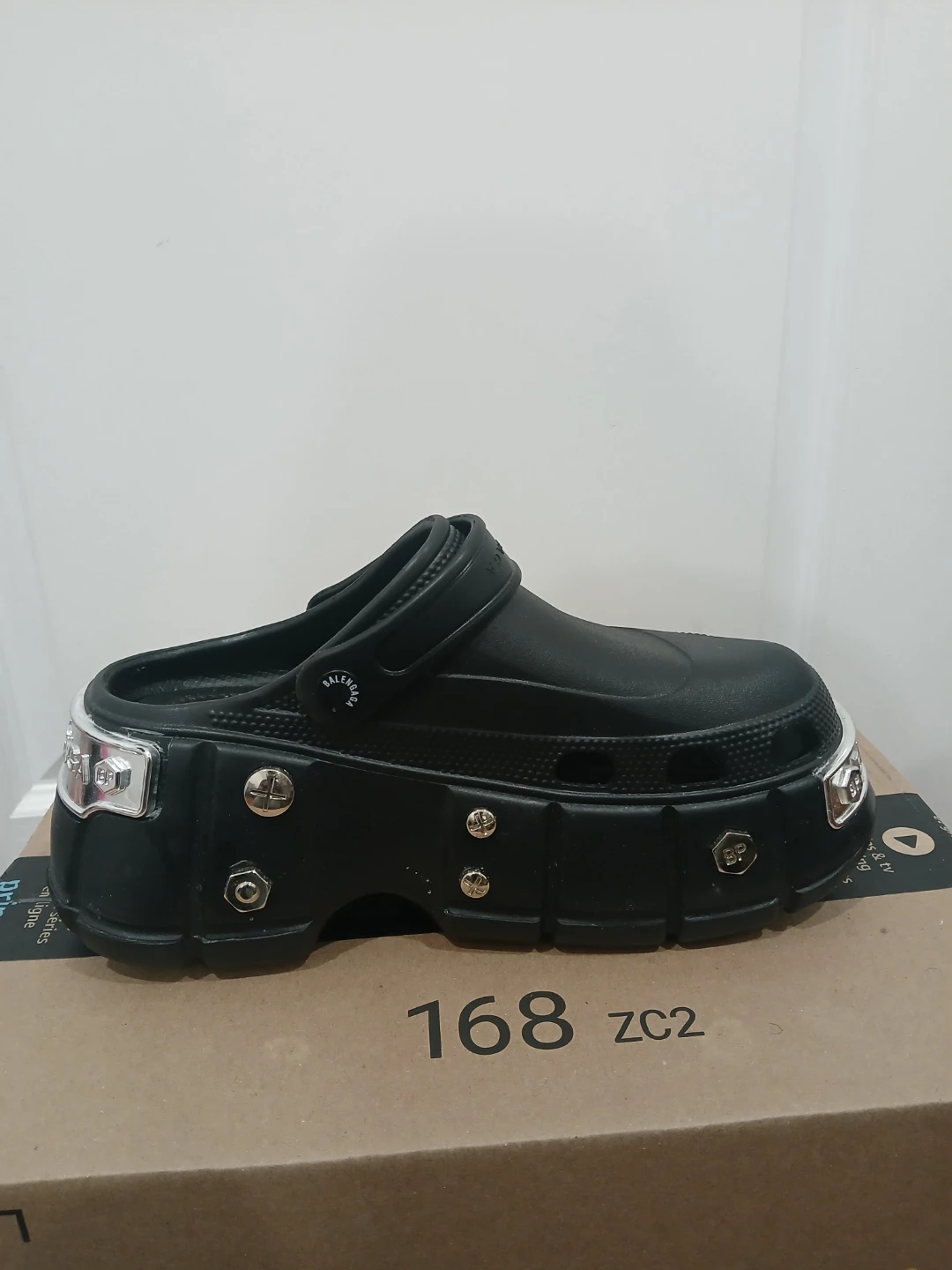 Black Platform Crocs - photo 3