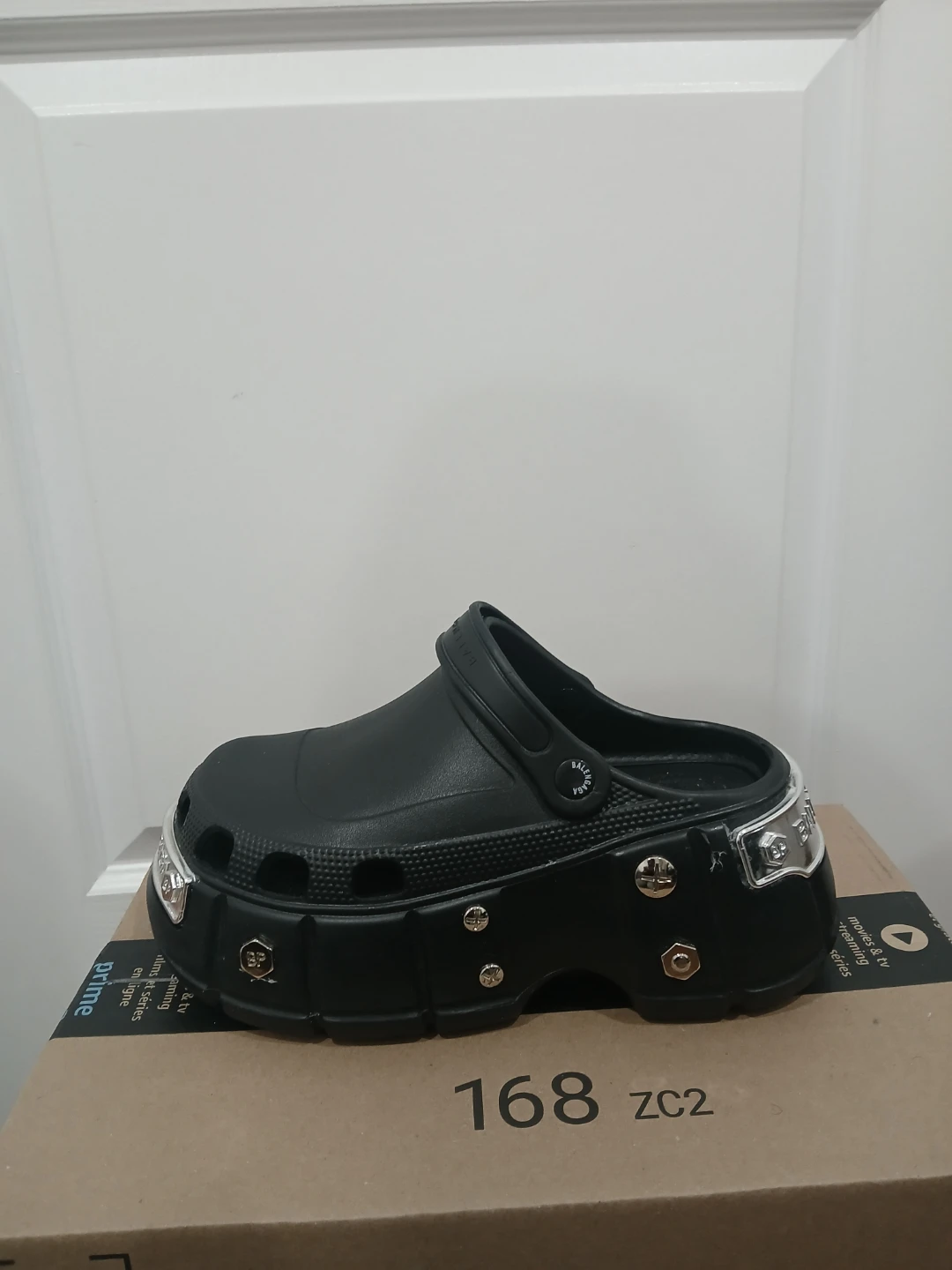 Black Platform Crocs - photo 4