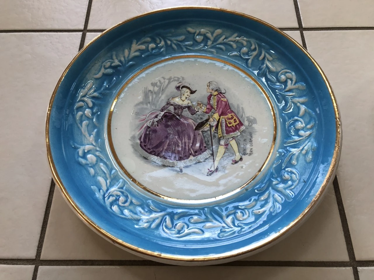 Vintage Decorative Ceramic semi-Bowl & Plates Set - photo 3