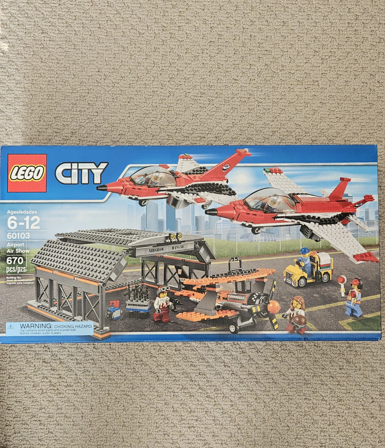 New (Retired Set) LEGO City 60103 Airport Air Show