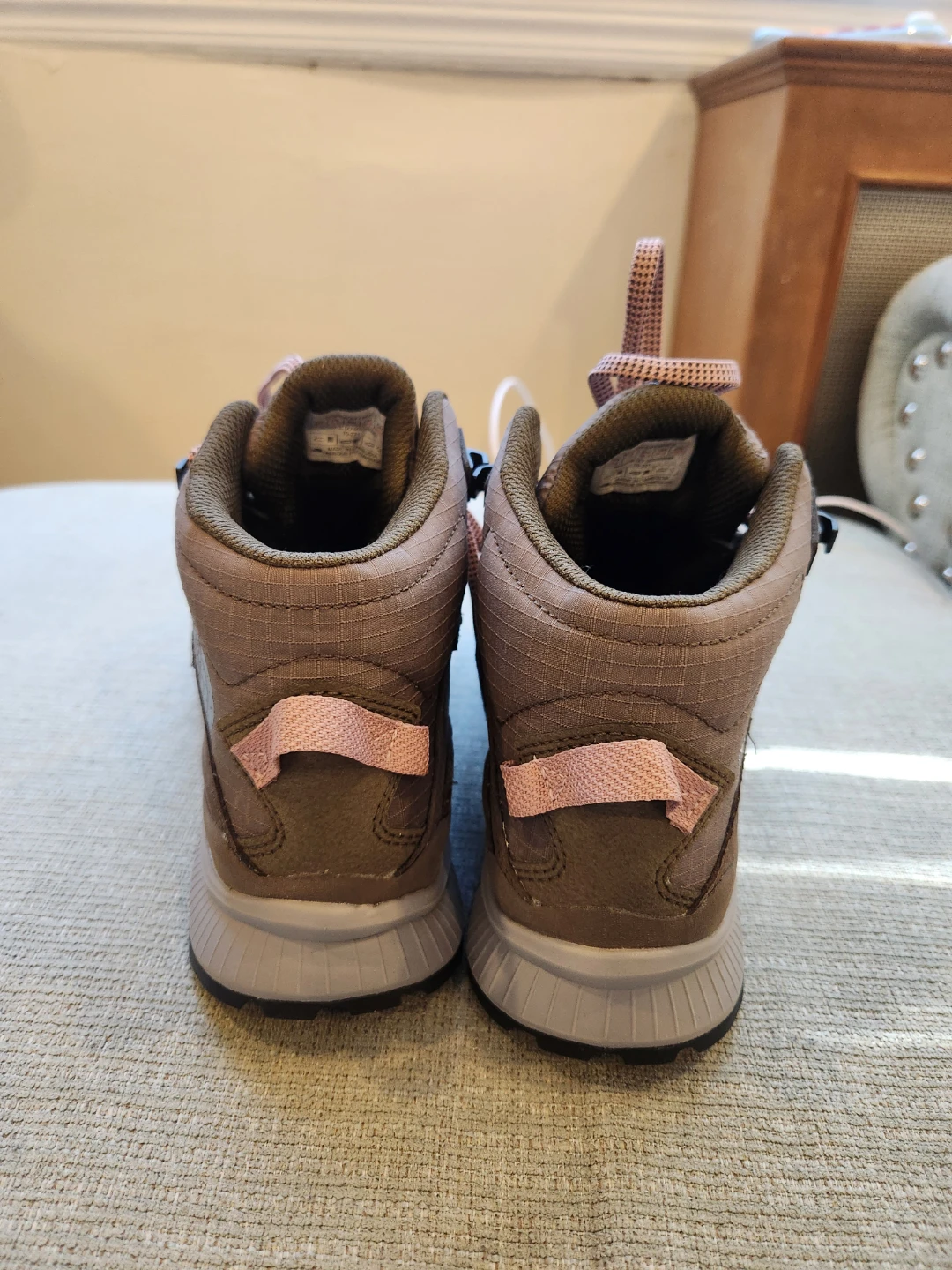 $40 Size 7.5 The North Face Cragstone Leather Hiking Boots - photo 3