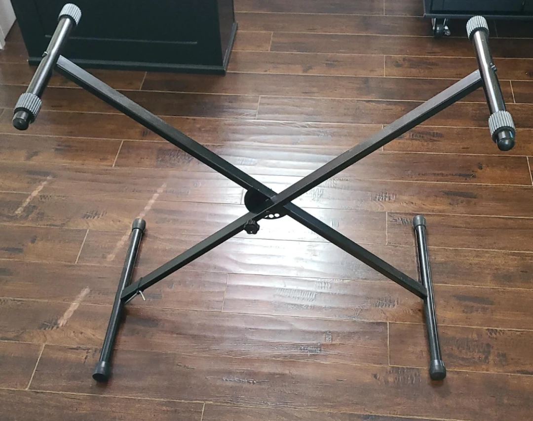 Adjustable X-Style Keyboard Stand