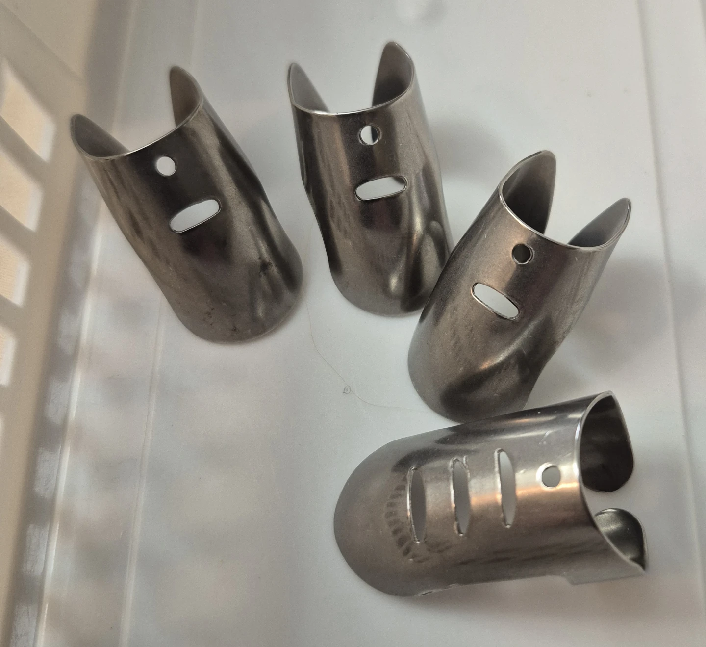 set of 4 Metal Finger Guards for Cooking