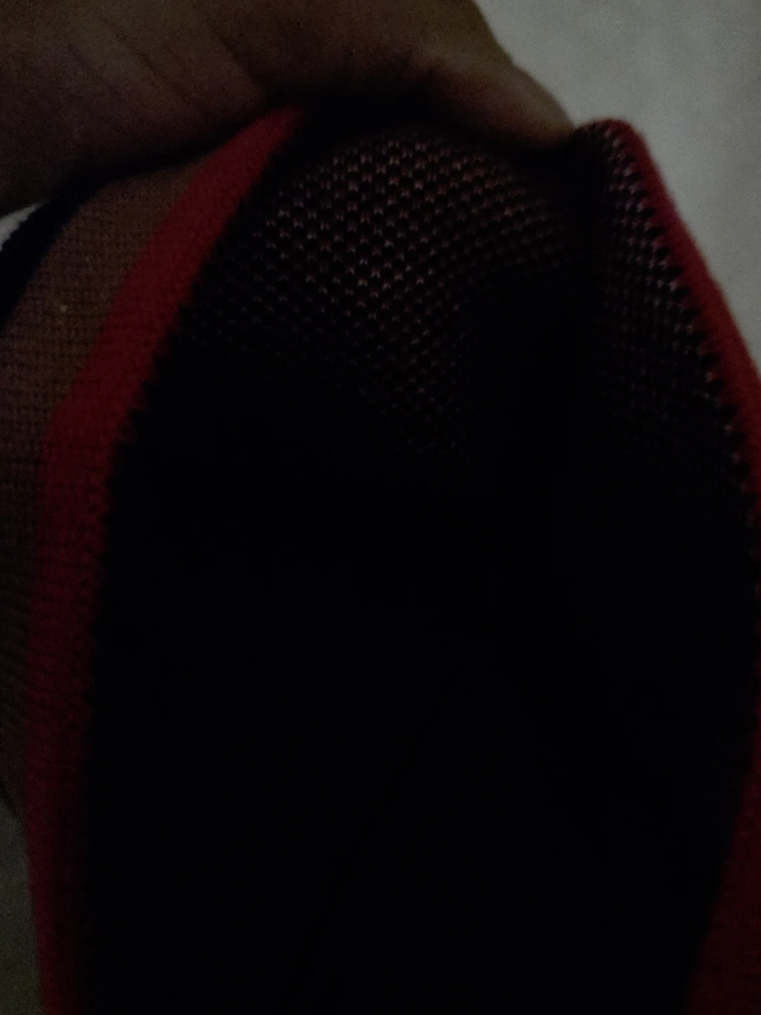 Burberry Red and Black Knit Beanie - photo 2