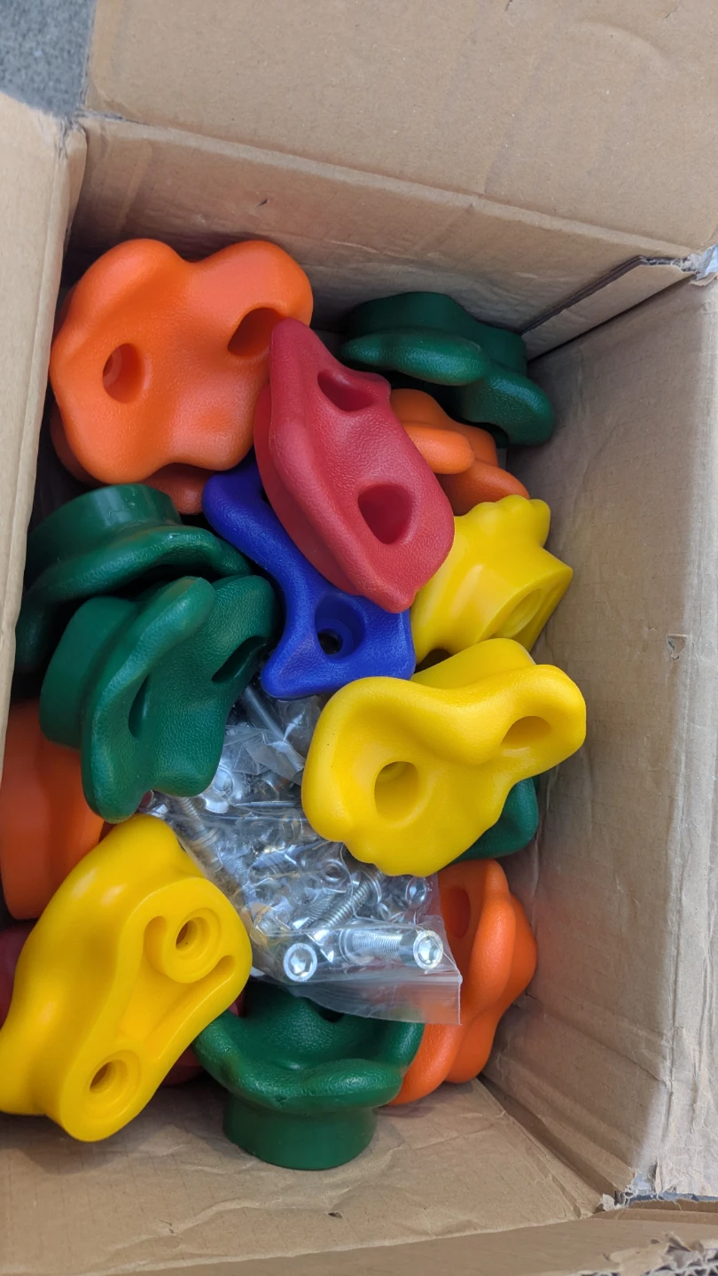 Climbing hardware for outdoor structure - photo 2