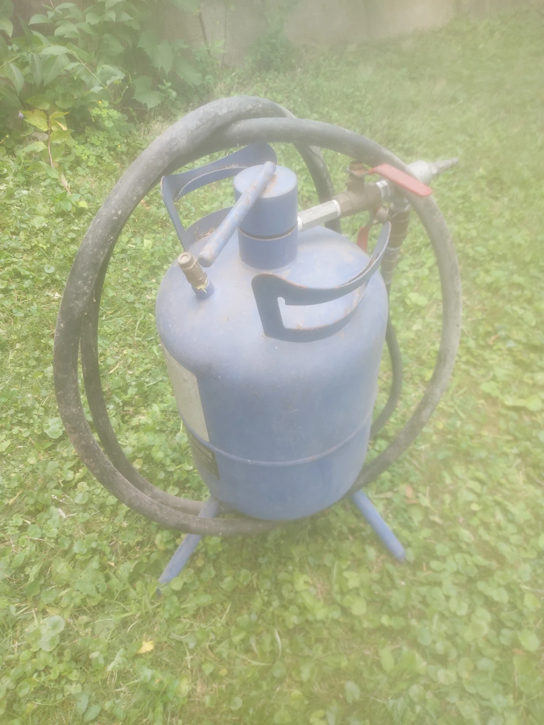 Power Fist 5 Gallon Sandblaster - photo 2