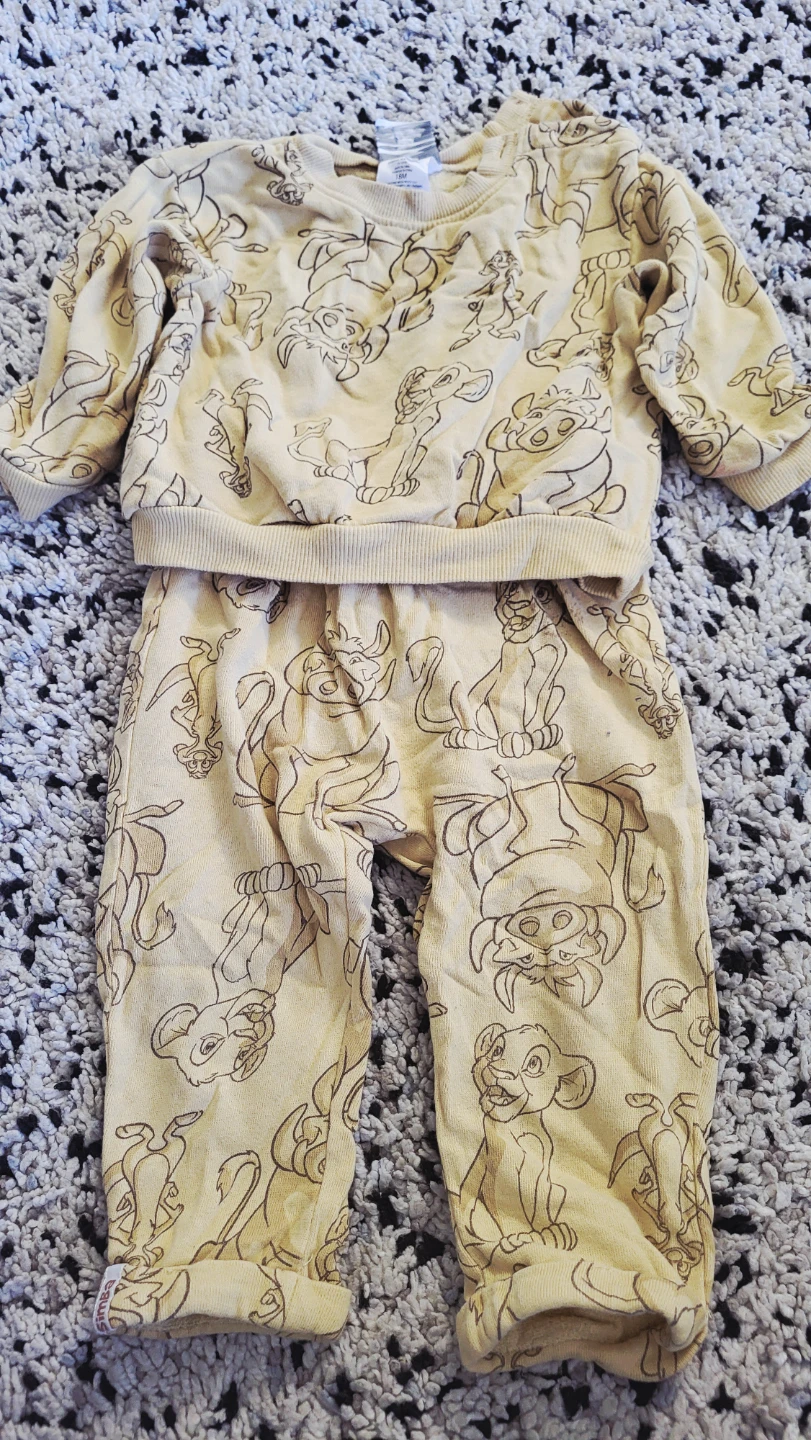 Moving sale. Assorted baby girl cloths