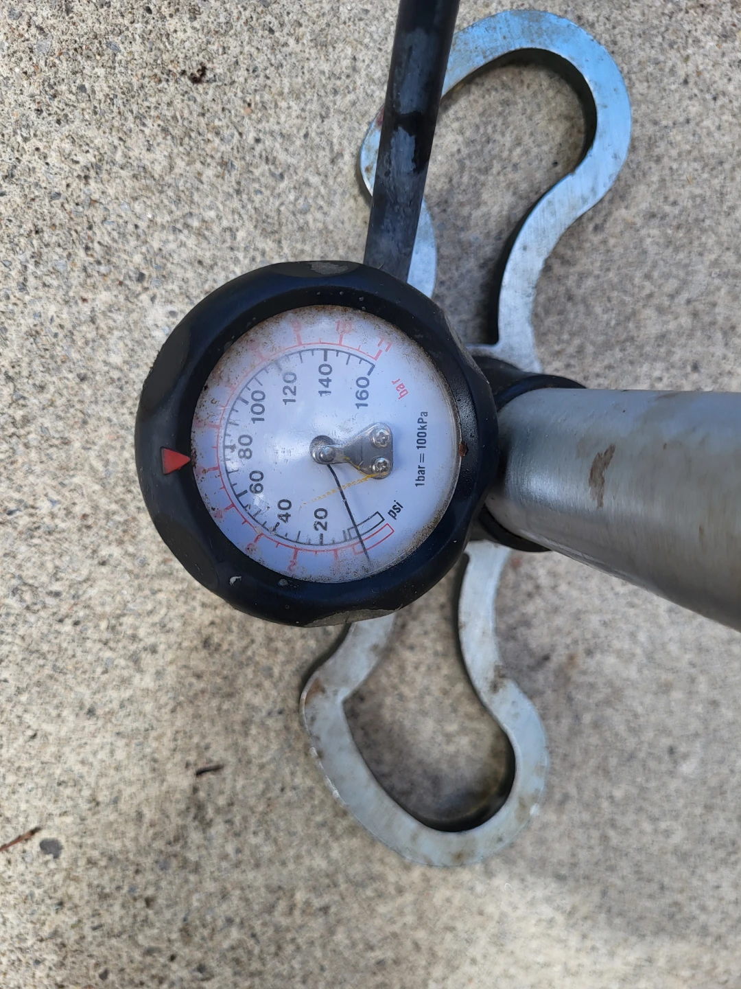 Axiom Bicycle Floor Pump - photo 2