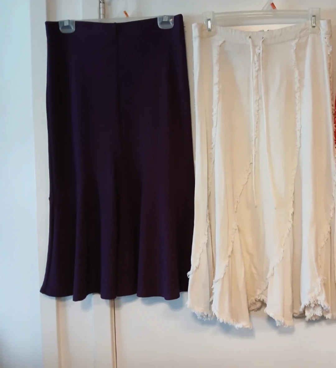 2 Women's Skirts - Garage M. Suzy Shier M. Both $12.