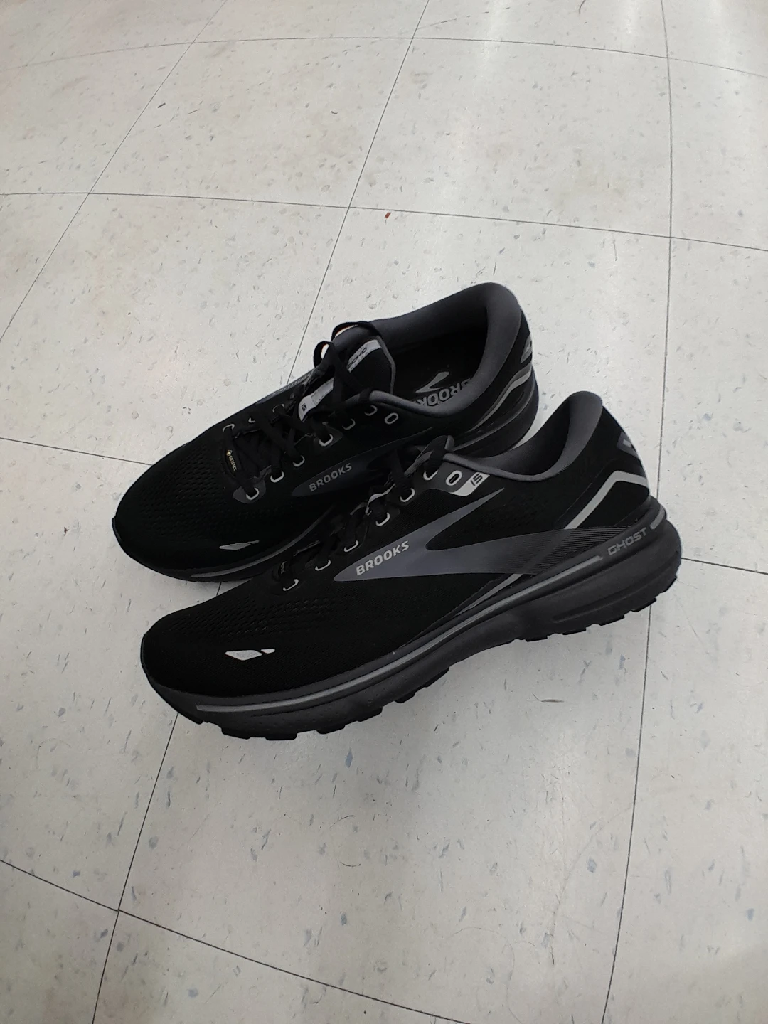 Brooks Ghost Running Shoes Men's Size 12