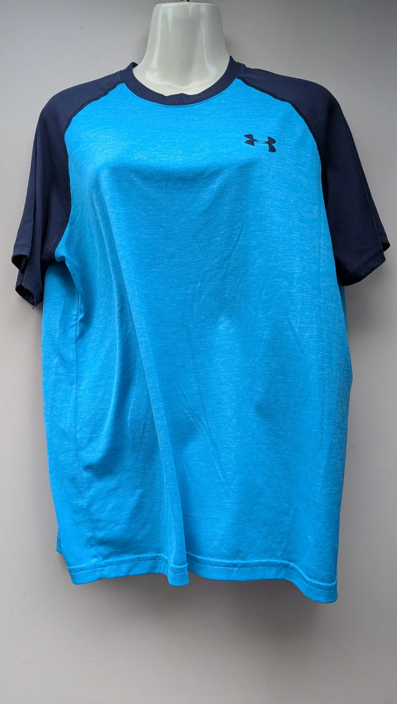 Under Armour Men's Blue T-Shirt sz MEDIUM