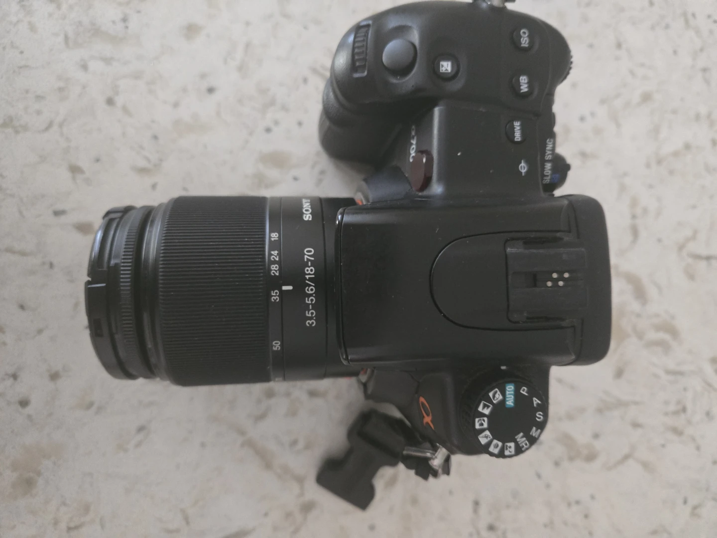 Sony DSLR a700 with 18-70mm Lens - photo 2