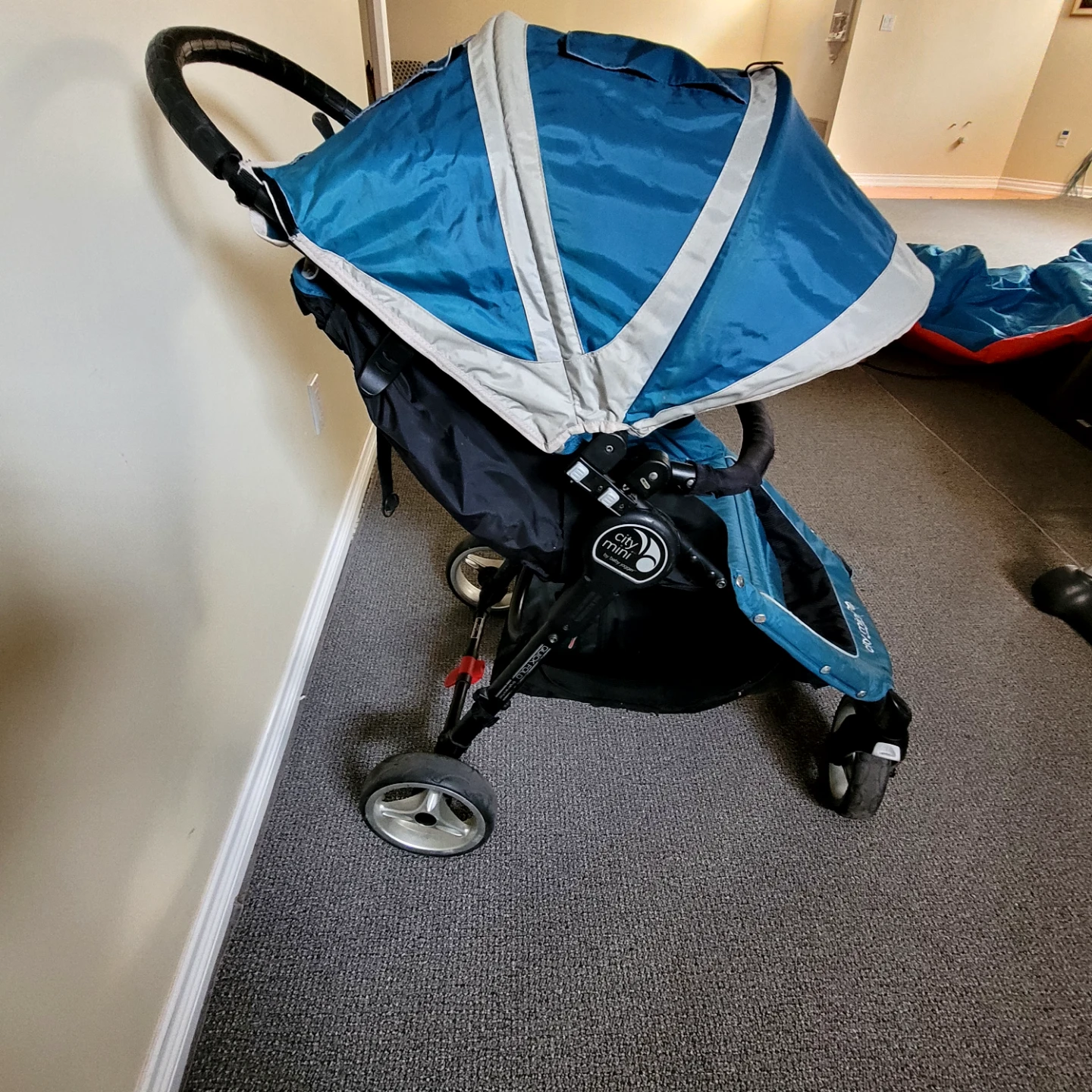 Baby Jogger City Mini Stroller - photo 3
