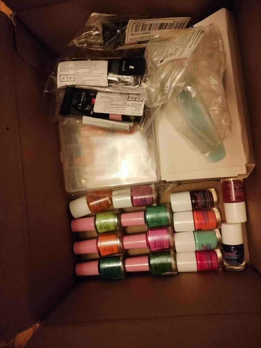 DIY nails kit for beginners