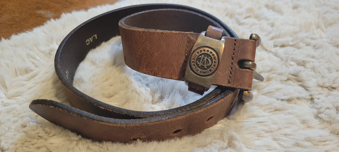 Vintage Marlboro Classics Brown Leather Belt