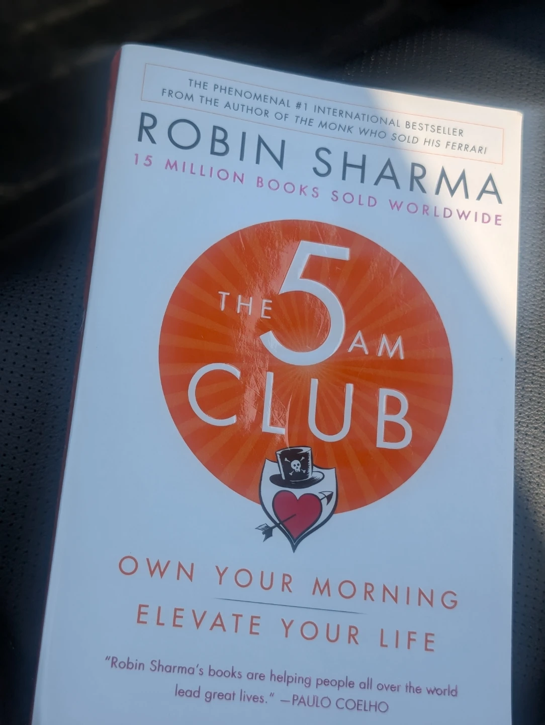 The 5 AM Club by Robin Sharma