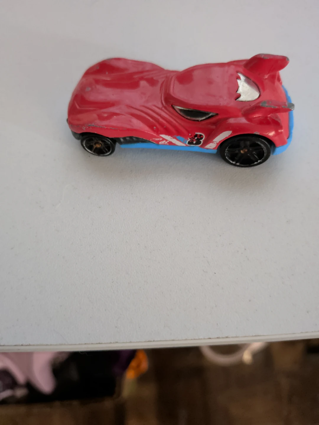 Hot Wheels Howlin' Heat Toy Car - photo 2