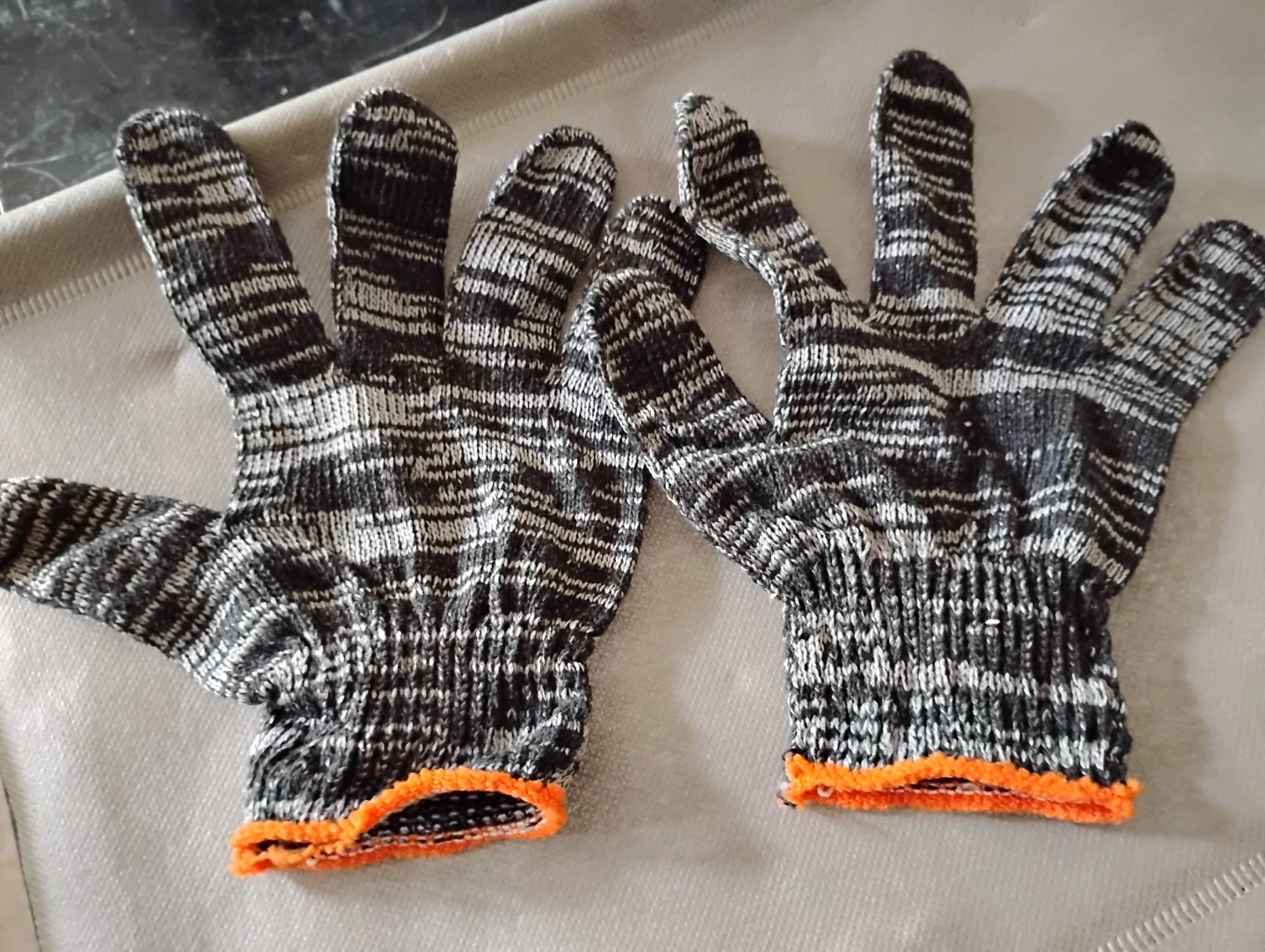 Knit Work Gloves (brand new) - photo 3
