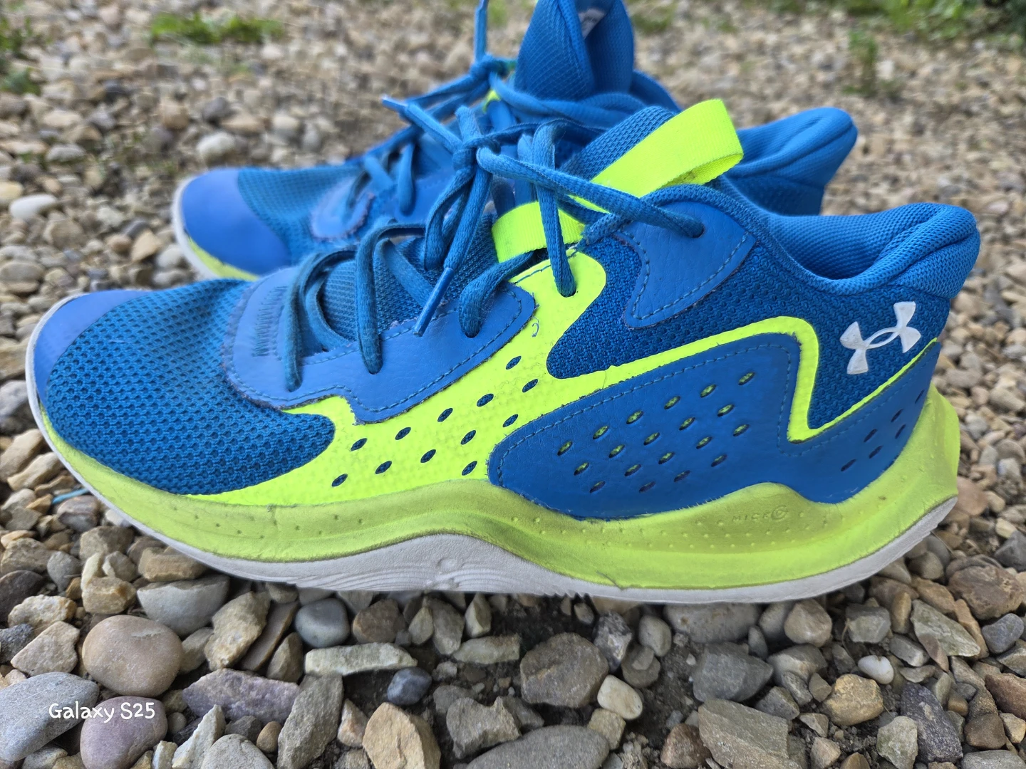 Under Armour Blue & Neon Running Shoes - photo 2