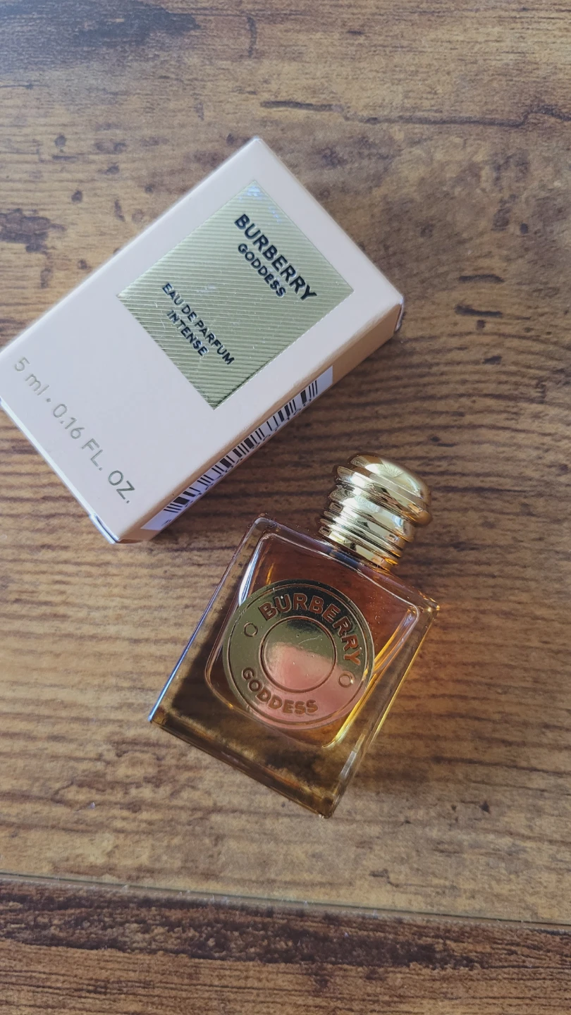 Burberry Goddess Intense + MERIT Retrospect Perfume Minis - photo 3