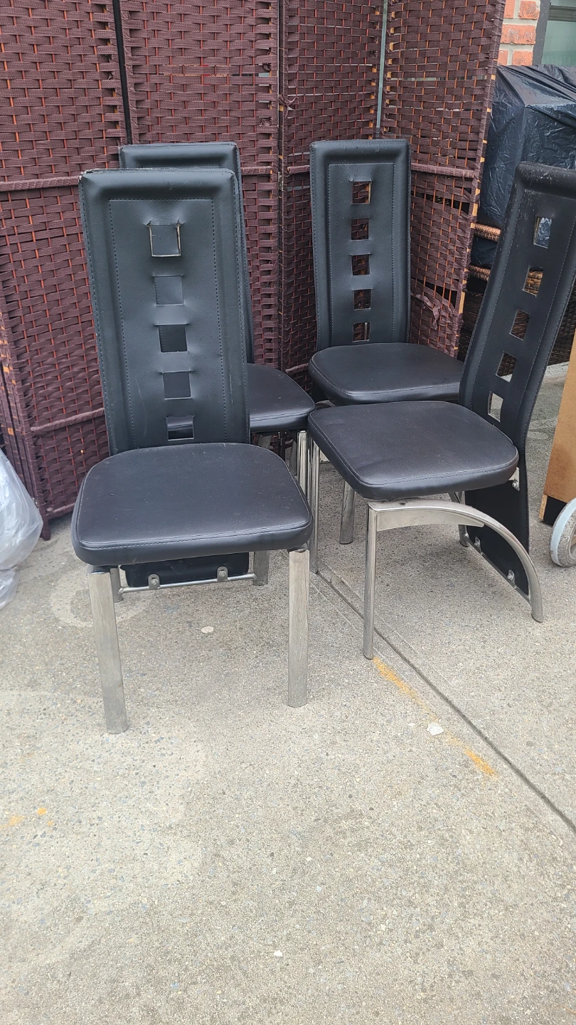 Set of 4 Black Dining Chairs with Silver Legs - photo 4