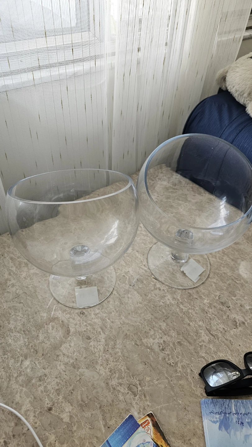 Clear Glass Footed Bowls (Set of 2) - photo 2
