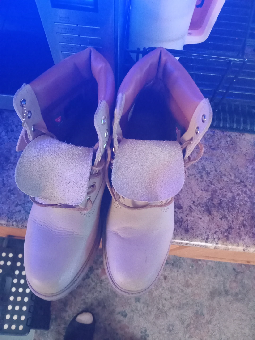 Size 10 timberlands - photo 2