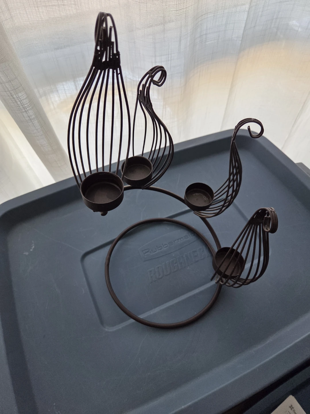 Wire Teardrop Candle Holder