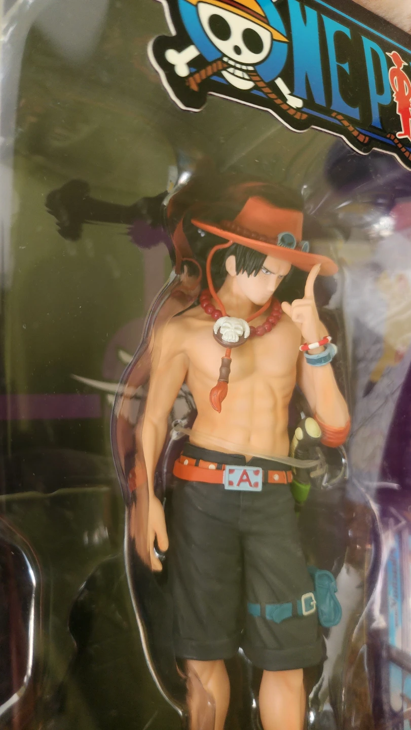 One Piece Portgas D. Ace Super Figure Collection - photo 3
