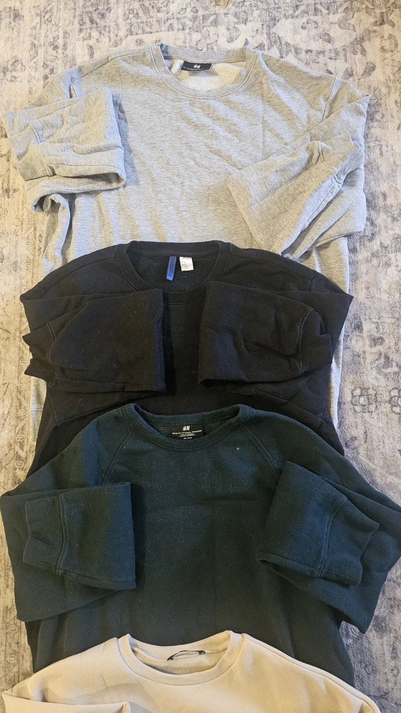 H&M Lot of 5 Crewneck Sweatshirts 4 size L and 1 M - photo 2