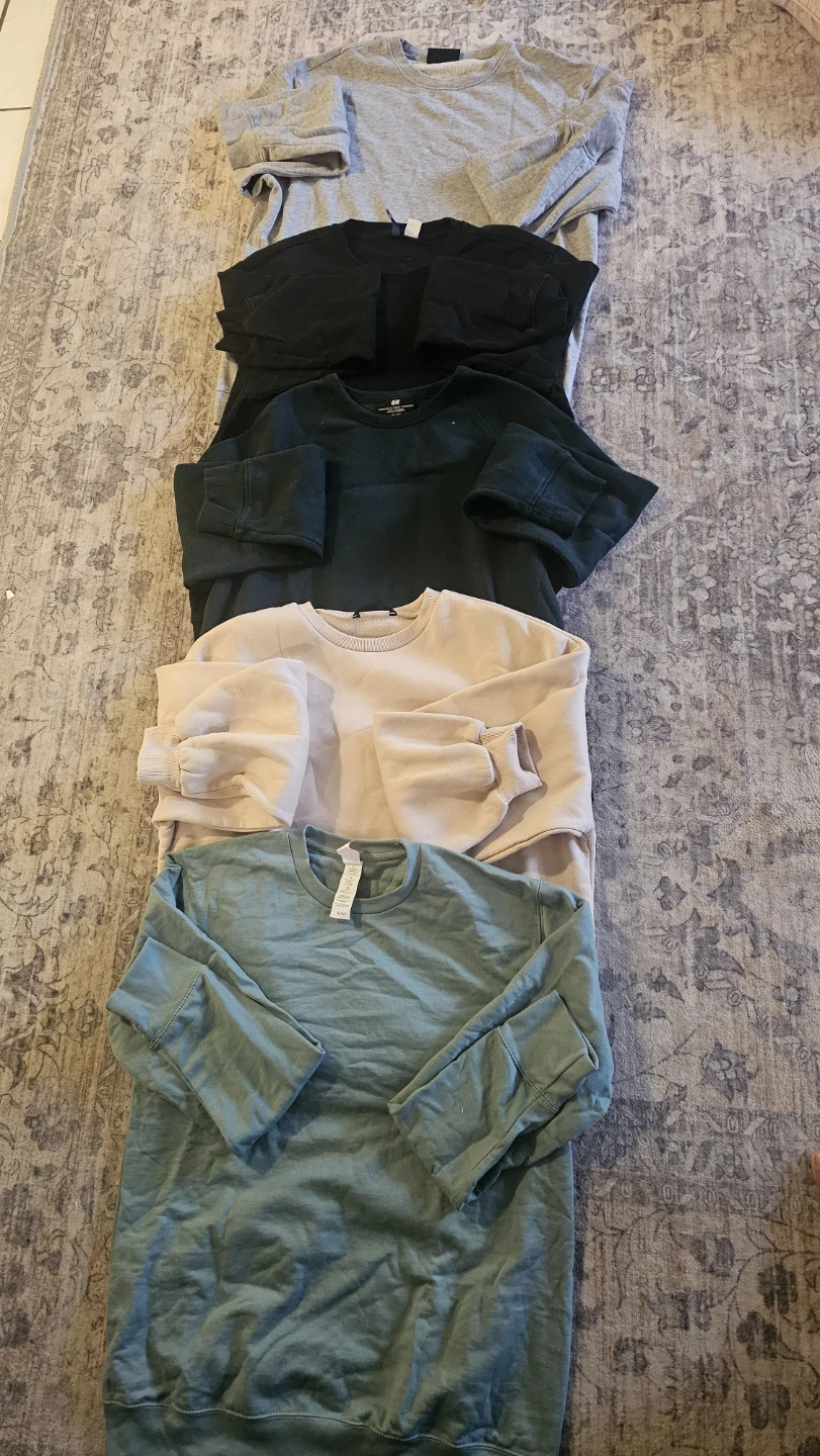H&M Lot of 5 Crewneck Sweatshirts 4 size L and 1 M - photo 4