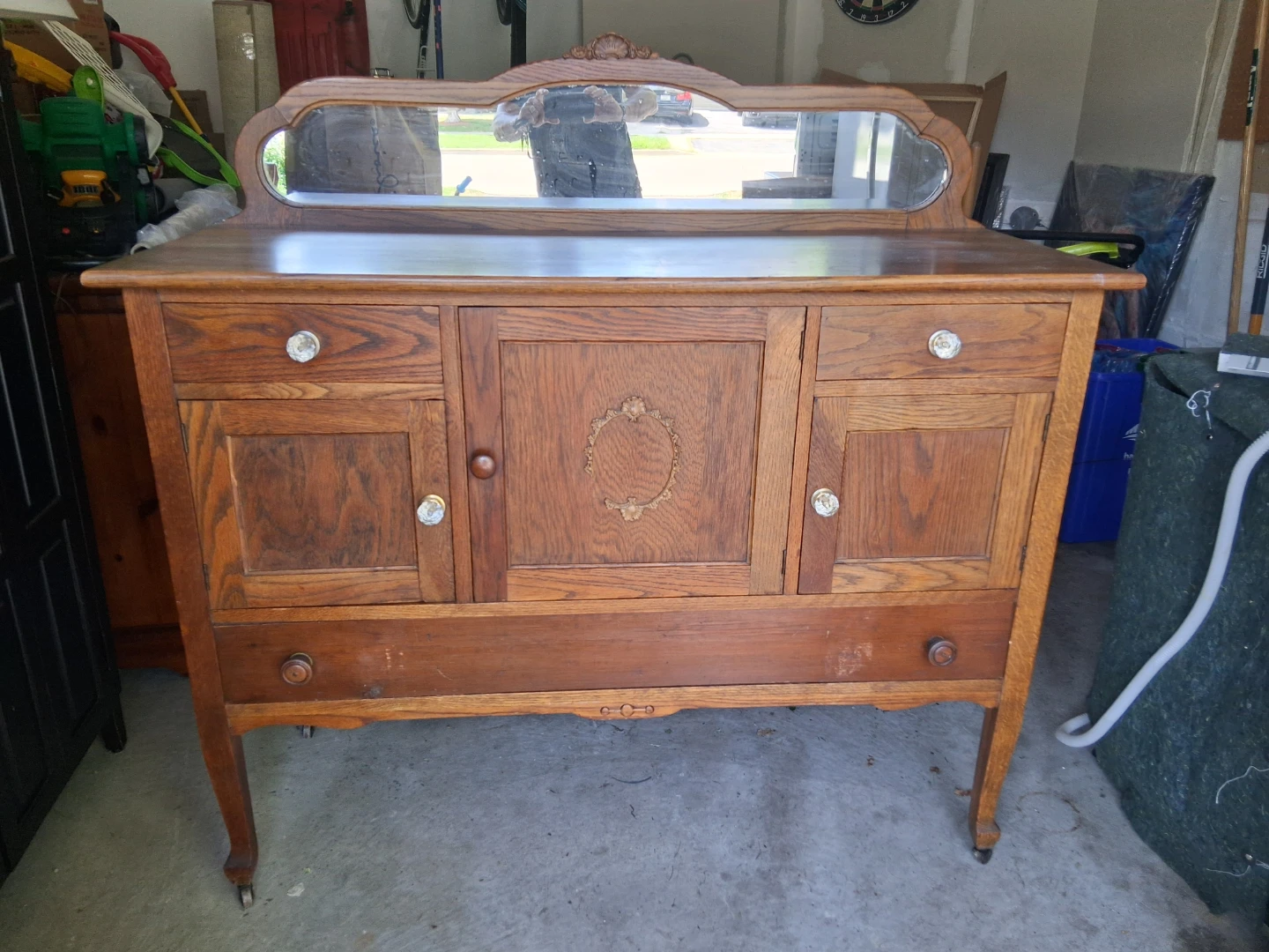 Antique hutch with mirror from 1912