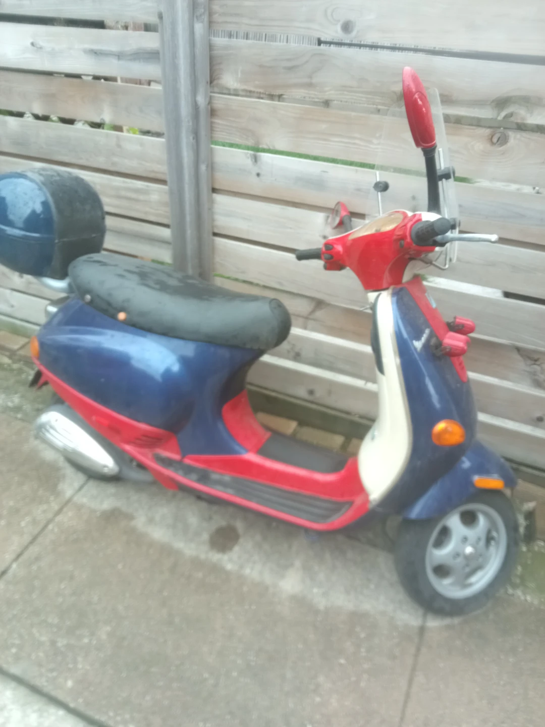 Vespa ET2 Scooter - photo 3