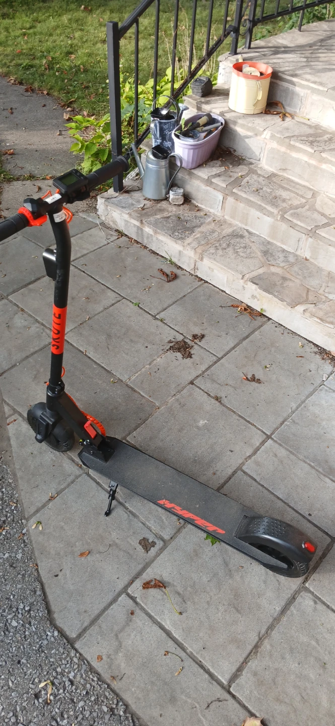Electric scooter