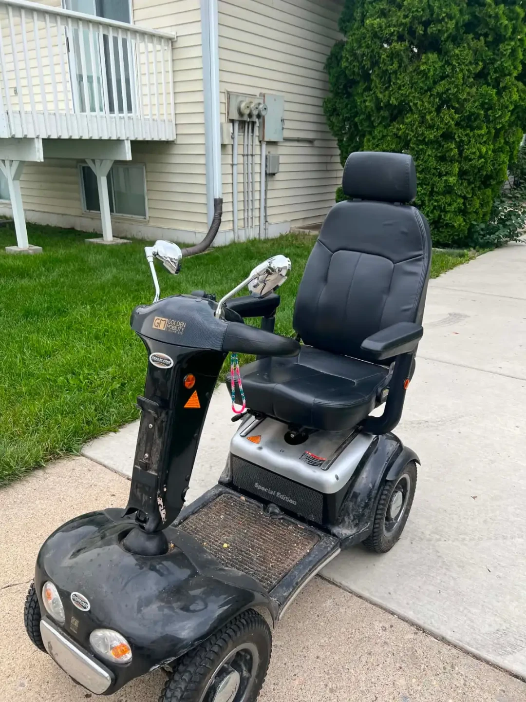 Shoprider Mobility Scooter - photo 5