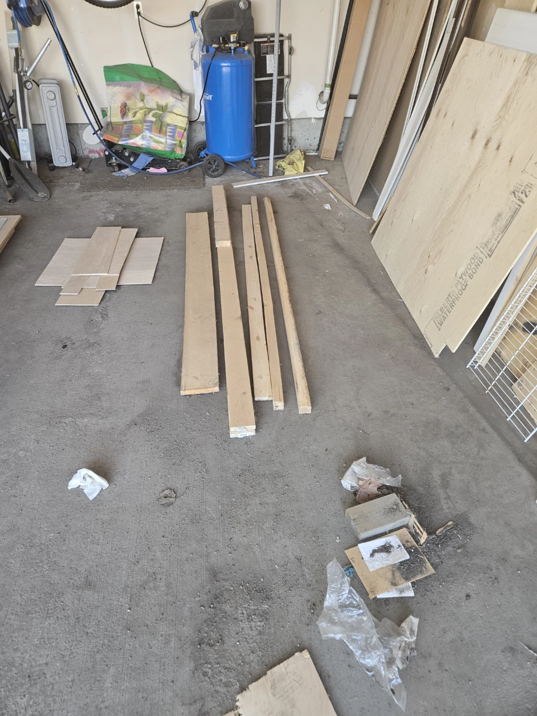 Large Lot of Building Materials – Composite Decking, Plywood... - photo 4