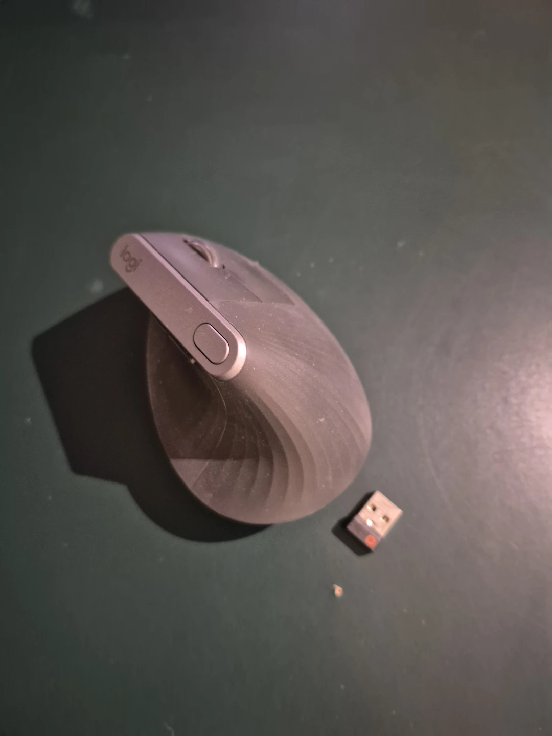 Logitech MX Vertical Wireless Mouse
