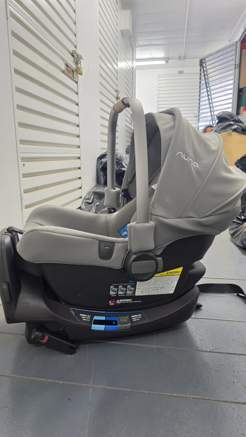 Nuna Pipa Lite RX Infant Car Seat with Base - photo 3