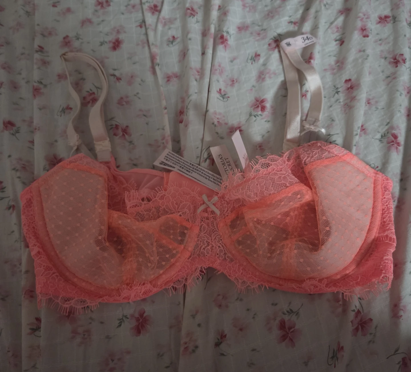 Victoria's Secret Pink Lace Bra 34D