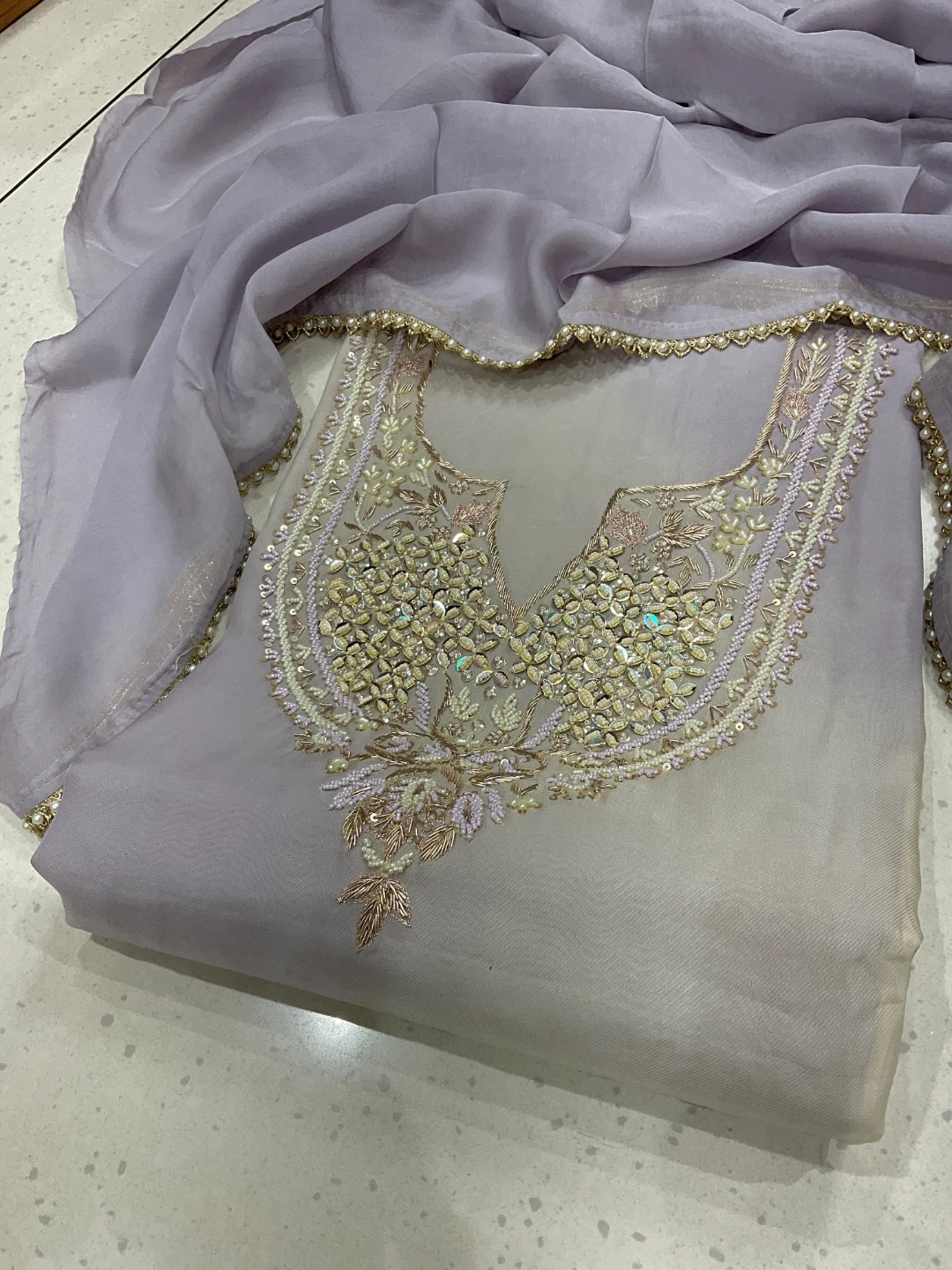 Embroidered Chiffon Suit with Dupatta - photo 2