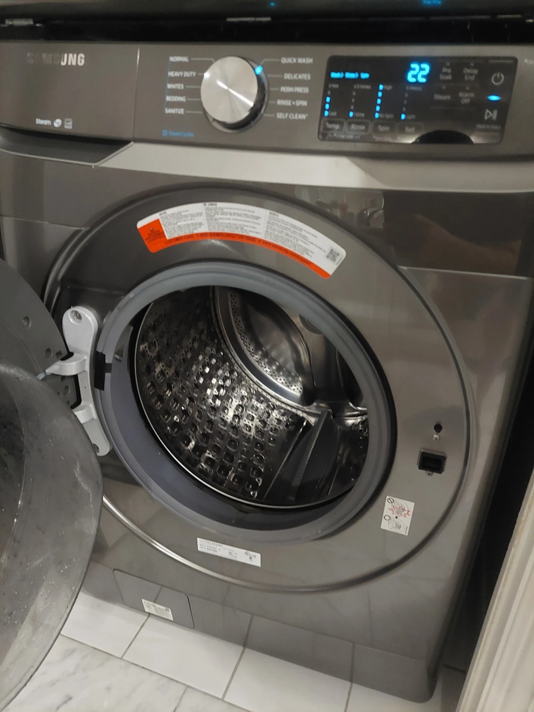 Samsung Front Load Washing Machine - photo 2