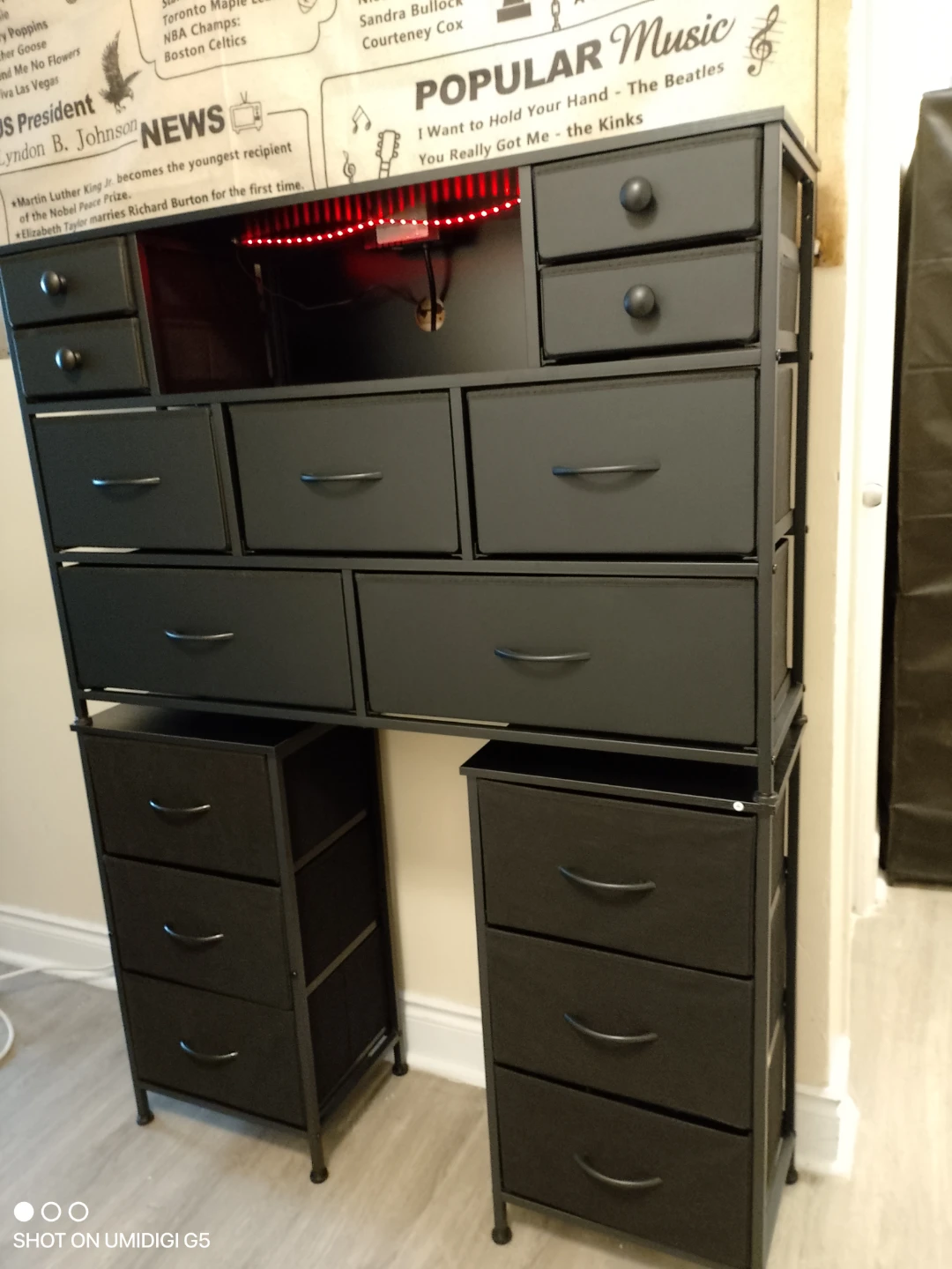 Three Drawer Units . - photo 5