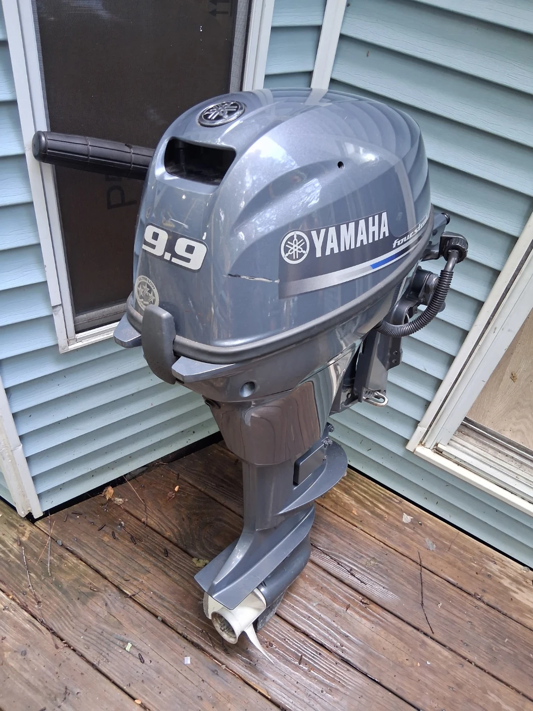 Yamaha 9.9 HP Outboard Motor