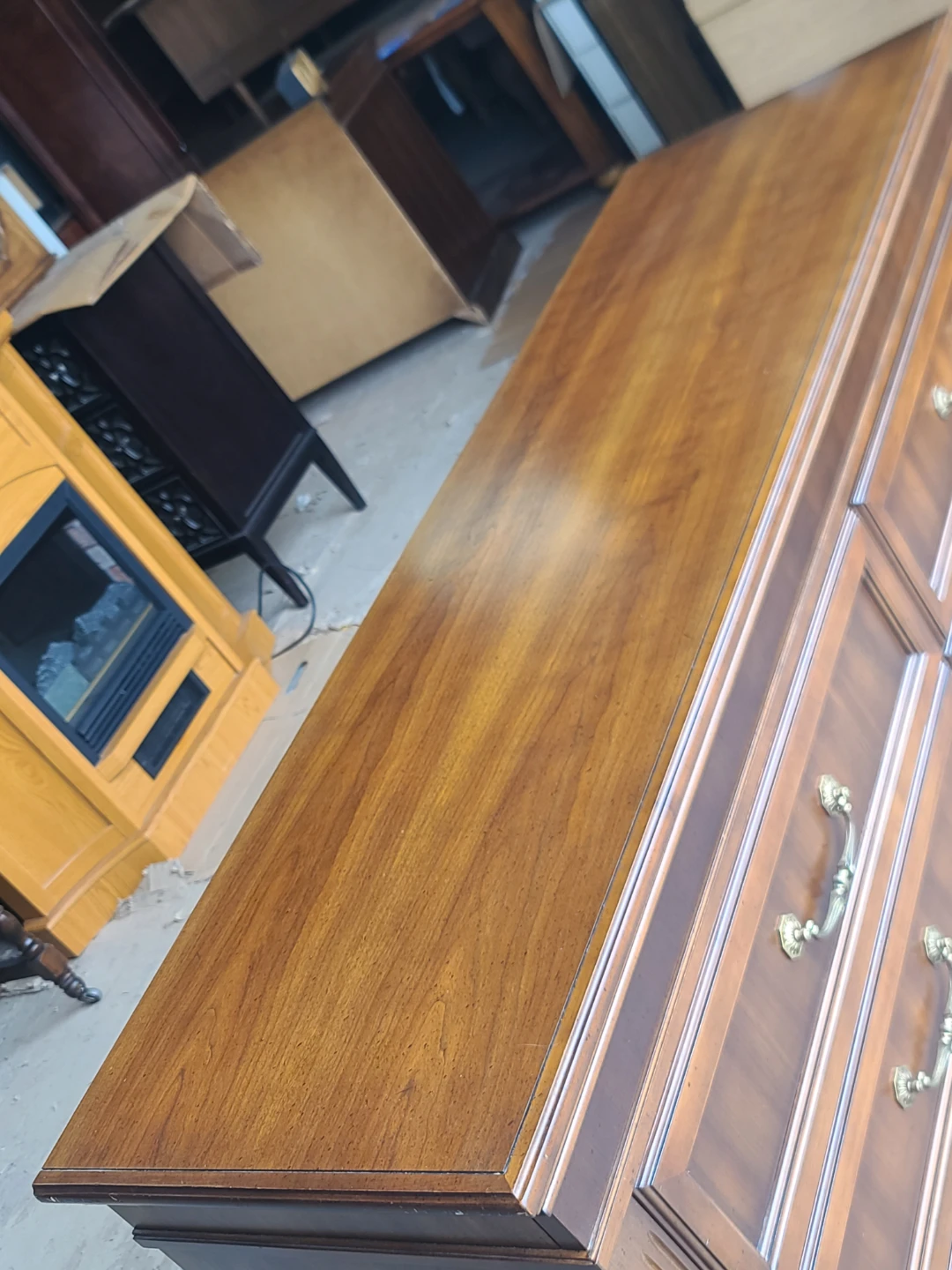 Electrohome by Deilcraft 6- Drawer Dresser - photo 4