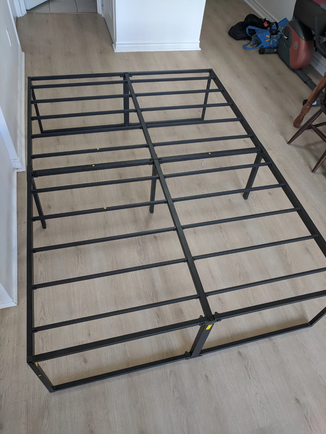 Double bed frame (delivery free) - photo 3