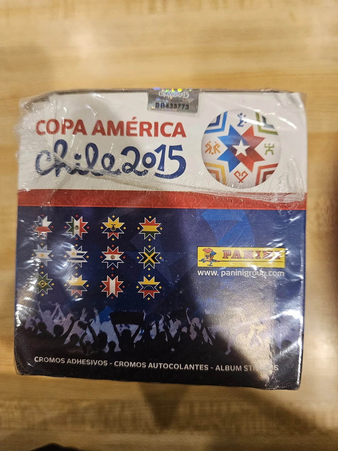Panini Copa America Chile 2015 Sticker Packs - photo 3