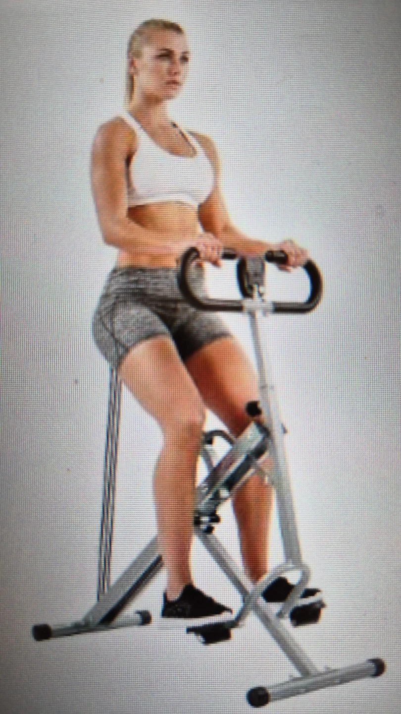Standing Rowing Machine in excellent shape