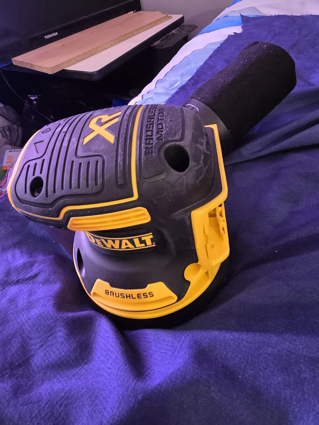 DeWalt 20V MAX Cordless Drill and Sander Combo Kit
